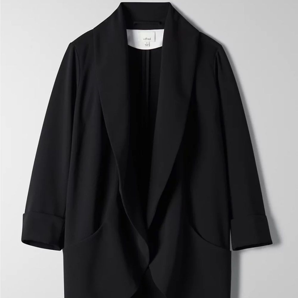 👩‍💼 Aritzia Wilfred Chevalier Black Blazer
